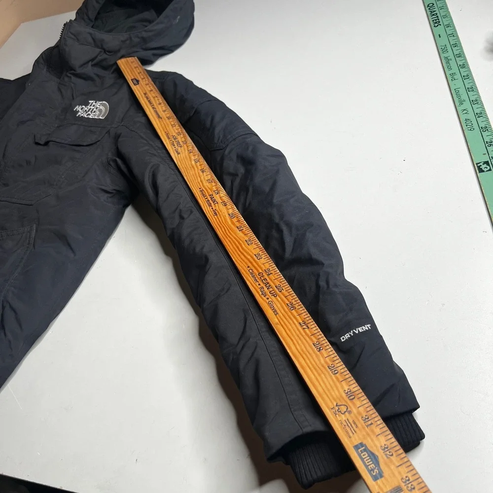 The North Face Gotham III Down Jacket Mens Medium Black 550 Fill DryVent Parka